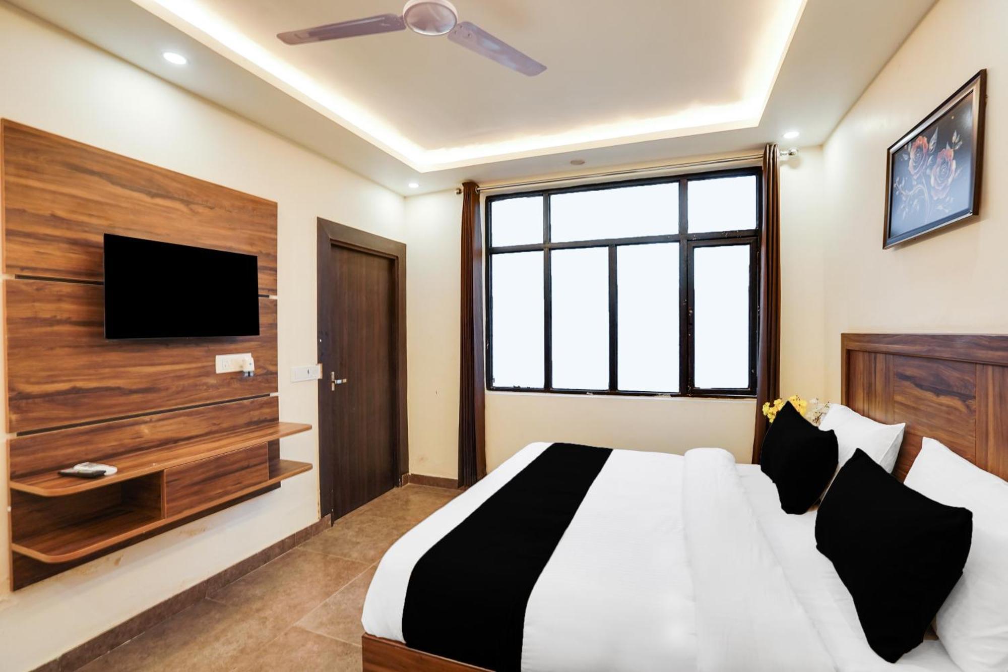 מלון גאזיאבאד Super Townhouse The Royal Casa מראה חיצוני תמונה