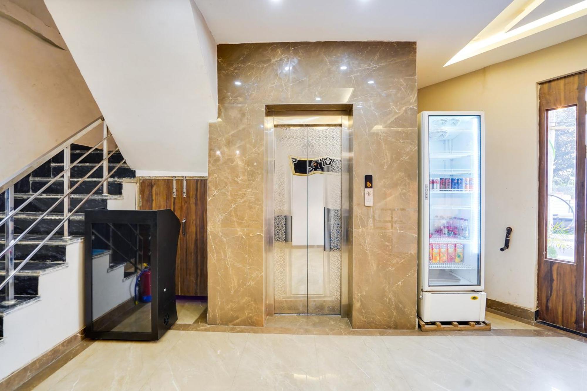 מלון גאזיאבאד Super Townhouse The Royal Casa מראה חיצוני תמונה