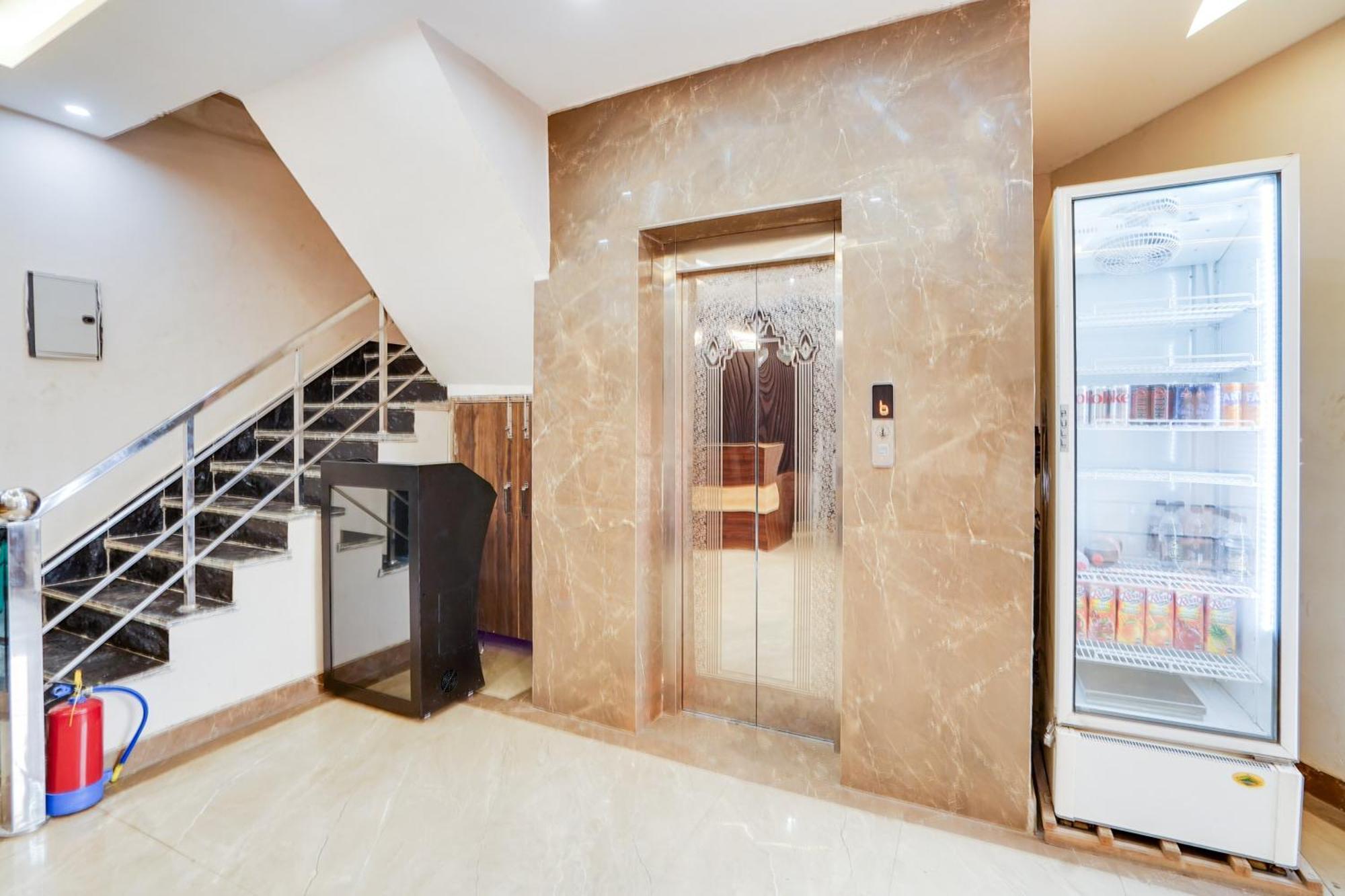 מלון גאזיאבאד Super Townhouse The Royal Casa מראה חיצוני תמונה